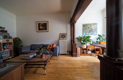 Parkdale Apartment | Gorgeous 1000 sq foot apartment above storefront on Queen Street West/Parkdale