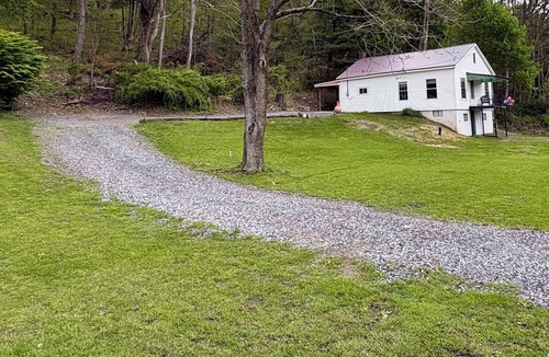 Renovo Cottage | Gorgeous 3-bedroom cottage in Westport, minutes to ATV trails, mountain views