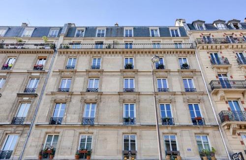 Saint-Vincent-de-Paul Apartment | Gorgeous, bright & large 1 BR near Montmartre