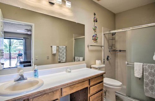 Green Valley House | Gorgeous Green Valley Townhome w/Mountain Views!