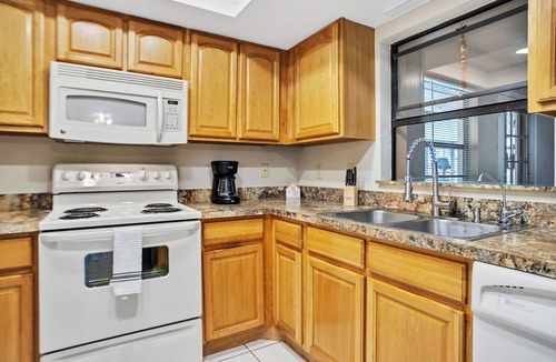 Sylvan Shores House | Gorgeous Home in Lake Placid! Near the lake !