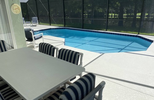 Kissimmee House | GORGEOUS POOL HOME IN QUIET TRANQUIL SETTING CLOSE TO ATTRACTIONS & OUTLETS