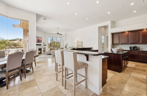 Goldie Brown Pinnacle Peak Ranch House | Gorgeous Scottsdale Home | Pool | Grill | Patio
