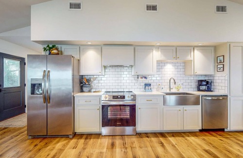 Ocean City House | Gorgeous waterfront coastal cottage with dock, Wifi, & private washer&dryer