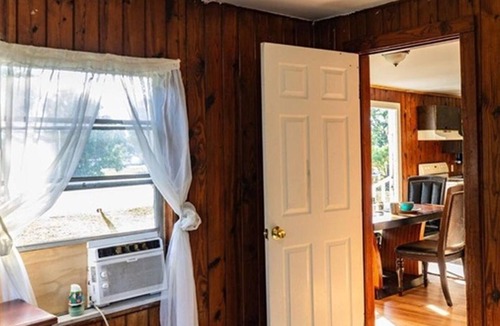 Dunbar House | GpL 3321 House 3 Bed 1 Bath