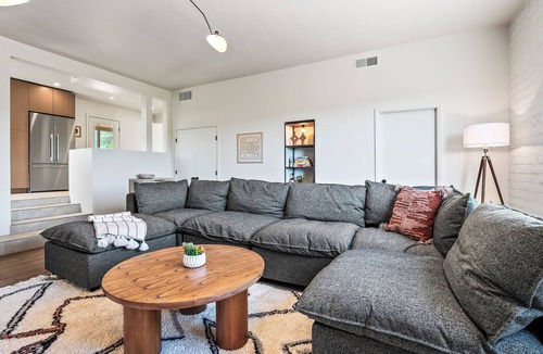 La Buena Vida Estates House | Graduation Stay-Foothills Home-Private Pool