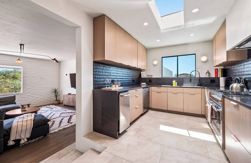 La Buena Vida Estates House | Graduation Stay-Foothills Home-Private Pool
