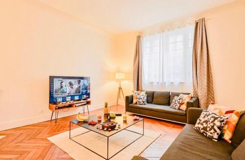Auteuil Apartment | Grand appartement Parc des princes Paris 16