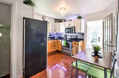 Hummelstown House | Grand Saltwater Oasis Retreat !