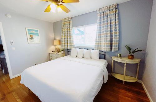 Lauderdale-by-the-Sea Apartment | Great Escape Apartments By Lowkl