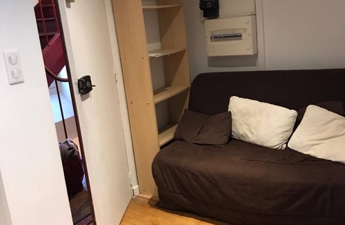 Croulebarbe Apartment | Great location for this Apartment