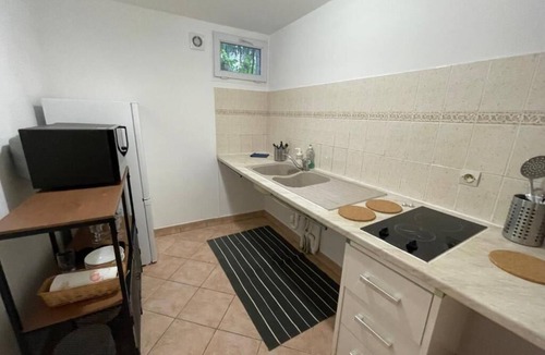 La Courneuve Apartment | Green N'est - Self-contained apartment with terrace and garden just outside Paris