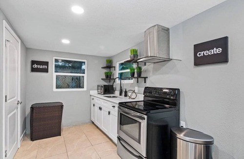 Safety Harbor House | Guest House in Clearwater w/acces to Shared Swimming Pool (GH3)