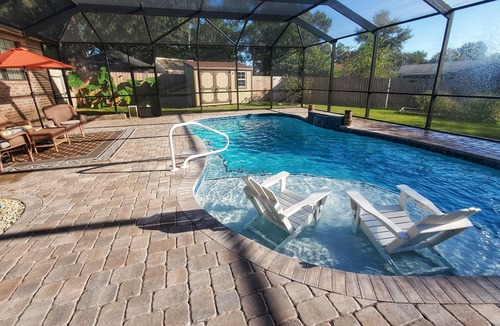 Northwest Pensacola Cottage | Guesthouse -Pet Friendly, Heated Pool, Hot Tub, Fenced Yard