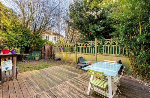 Louis Bertrand-Mirabeau-Semard House | GuestReady - Charming house just outside Paris