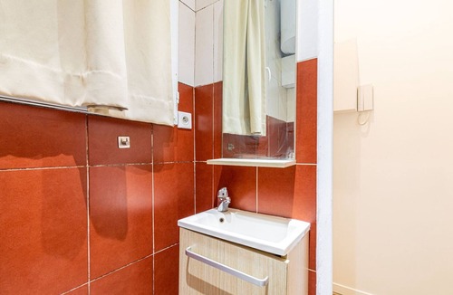 Auteuil Apartment | GuestReady - L'Petite Maison Rouge