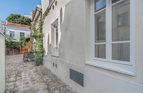 Malakoff Apartment | GuestReady - New studio direct line Champs-Élysées