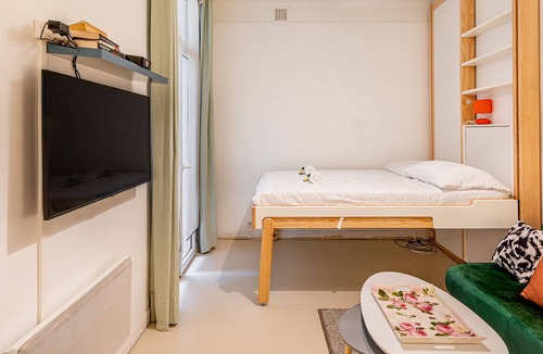 Saint-Fargeau Apartment | GuestReady - Parisian studio at 20 Arr.