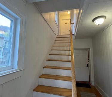 Hammondsport Apartment | Gulf Stream House - Hammondsport Getaway Apartment Unit 11