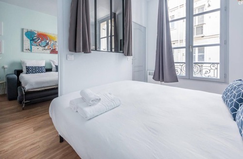 Saint-Merri Apartment | Hôtel de Ville - Musée Pompidou : lovely flat for 4