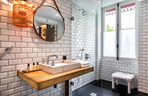 19th Arrondissement Hotel | Hôtel Restaurant Au Bœuf Couronné