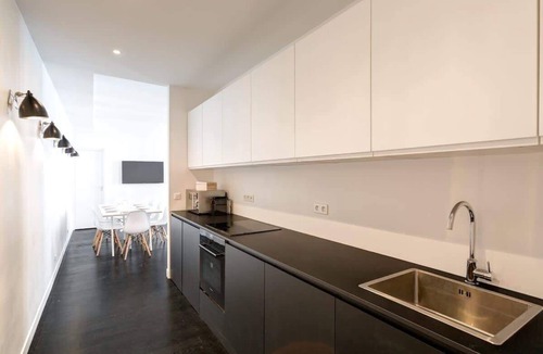 Quartier du Faubourg-Montmartre Apartment | Habitat Parisien - 3BR/3BA Air Con - 8 pax- Opera