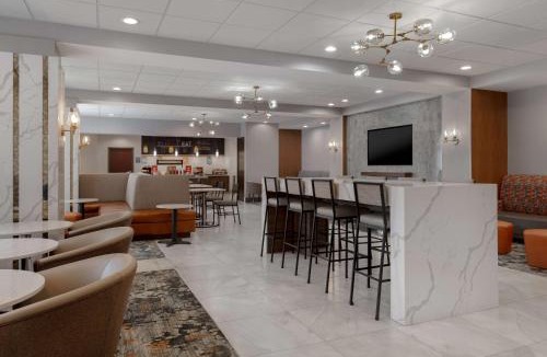 Brampton Hotel | Hampton Inn by Hilton Brampton - Toronto