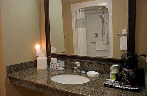North Bay Hotel | Hampton Inn by Hilton North Bay