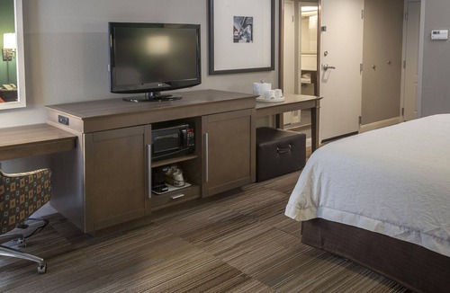 Touro Hotel | Hampton Inn New Orleans-St. Charles Ave./Garden District