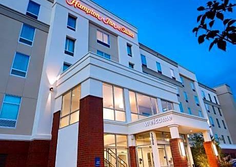 South Hills Hotel | Hampton Inn & Suites Pittsburgh Airport South/Settlers Ridge