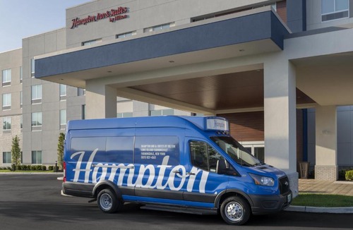 East Farmingdale Hotel | Hampton Inn & Suites By Hilton Long Island Farmingdale