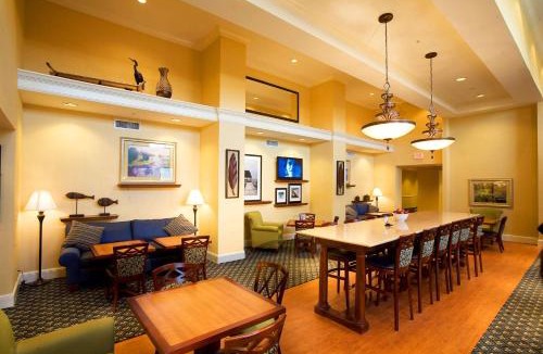 Lake Wales Hotel | Hampton Inn & Suites Lake Wales