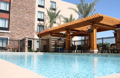 Chandler Hotel | Hampton Inn & Suites Phoenix Chandler Fashion Center