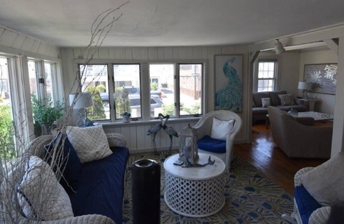 East Atlantic Beach House | Hamptons like EAB Long Beach area 4 Bedroom House - Steps to the ocean!