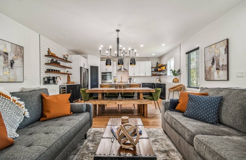 South Seminole Heights House | Happiness Hideaway - Near Everything Tampa