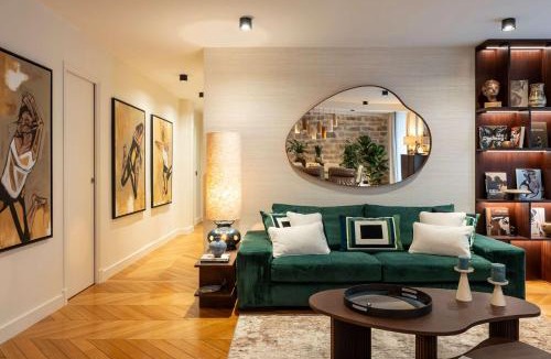 Porte-Saint-Martin Apartment | Haut Marais - My Showroom