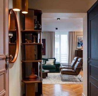 Porte-Saint-Martin Apartment | Haut Marais - My Showroom