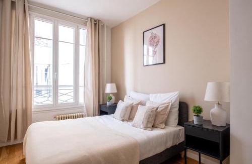 Levallois-Perret Apartment | Havre de Raffinement à Levallois-Perret
