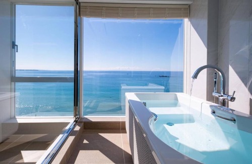 Yokosuka Hotel | Hayama Hotel Otowa NO Mori