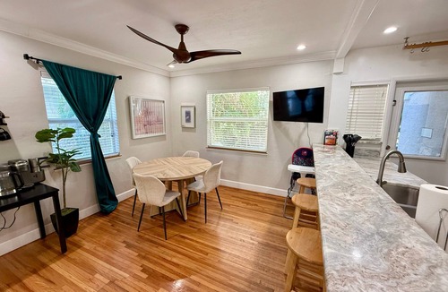 South Middle River House | Heated Pool/Hot Tub/10 min Beach & Airport - FIFA!