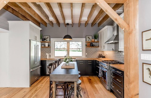 Creemore House | Heaven atop the hills of Creemore - FULL PICS!