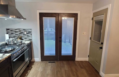 Halton Hills House | Hidden Gem Getaway Near Countless Nature Trails and Shops