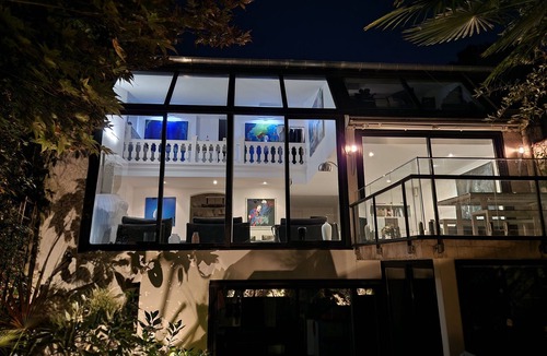 Plaisance Villa | Hidden gem in the middle of the city of lights