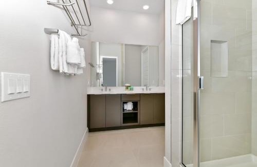 Reunion Apartment | High-Comfort Condo Near Disney With Resort & Waterpark Access - B50-113