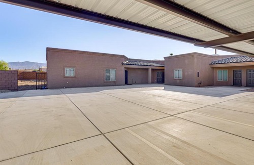 Lake Havasu City Apartment | Hike & Explore: Apt 3 Mi to Lake Havasu & Dtwn!