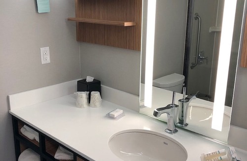 Northeast Mississauga Hotel | Hilton Garden Inn Toronto Airport