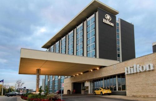 Mississauga Hotel | Hilton Toronto Airport Hotel & Suites