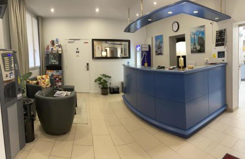 Saint-Fargeau Hotel | Hipotel Lilas Gambetta