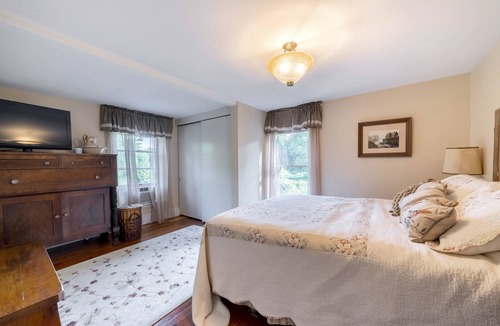 Milford House | Historic 1800s Farmhouse