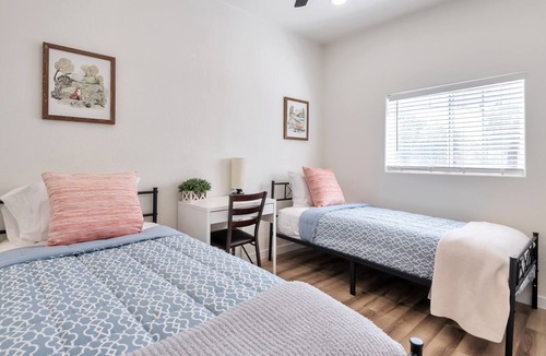 Rincon Heights House | Historic 2-Bedroom Townhouse close to campus